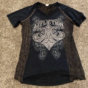 Affliction T shirt Size L
